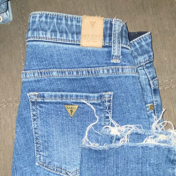 GUESS jeans - Picture 2 of 3